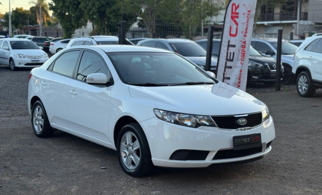 Kia Motors Cerato 1.6 16V Mec. 2011 Gasolina-0