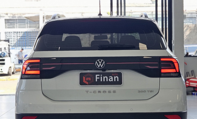 VW - VolksWagen T-Cross Comfor. 200 TSI 1.0 Flex 5p Aut. 2023 Flex-14