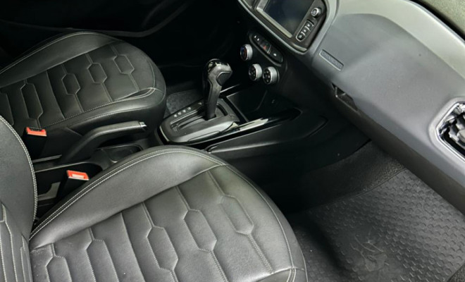 GM - Chevrolet ONIX HATCH LTZ 1.4 8V FlexPower 5p Aut. 2019 Flex-3