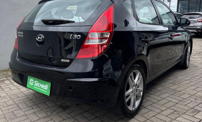 Hyundai i30 2.0 16V 145cv 5p Mec. 2011 Gasolina-1