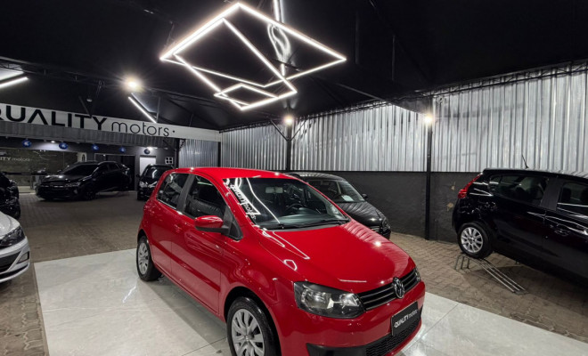 VW - VolksWagen Fox 1.0 Mi Total Flex 8V 5p 2013 Flex