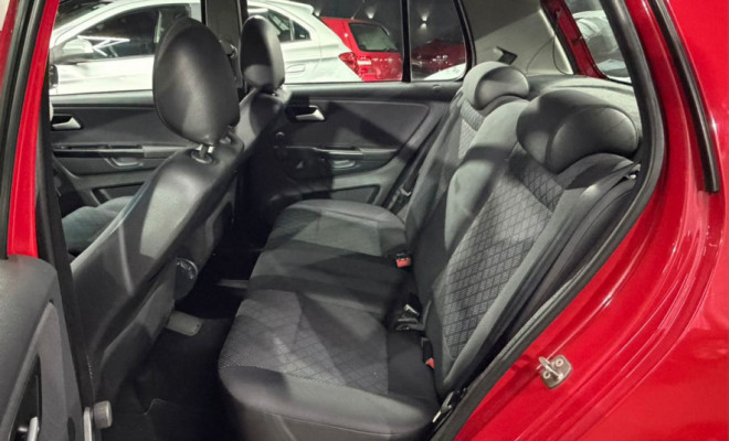 VW - VolksWagen Fox 1.0 Mi Total Flex 8V 5p 2013 Flex-10