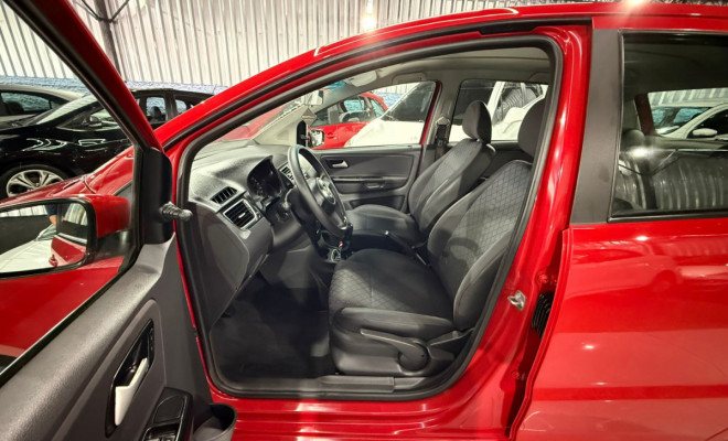 VW - VolksWagen Fox 1.0 Mi Total Flex 8V 5p 2013 Flex-9