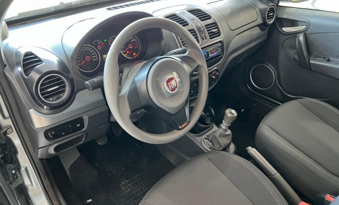 Fiat Grand Siena ATTRAC. 1.4 EVO F.Flex 8V 2013 Flex-7