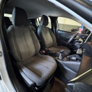 Peugeot 208 Like 1.0 Flex 6V 5p Mec. 2024 Flex-2