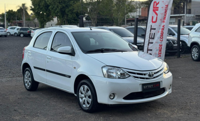Toyota ETIOS 1.3 Flex 16V 5p Mec. 2014 Flex-0