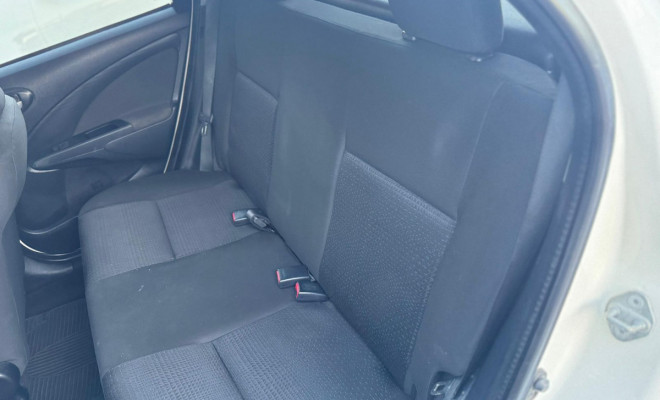 Toyota ETIOS 1.3 Flex 16V 5p Mec. 2014 Flex-5