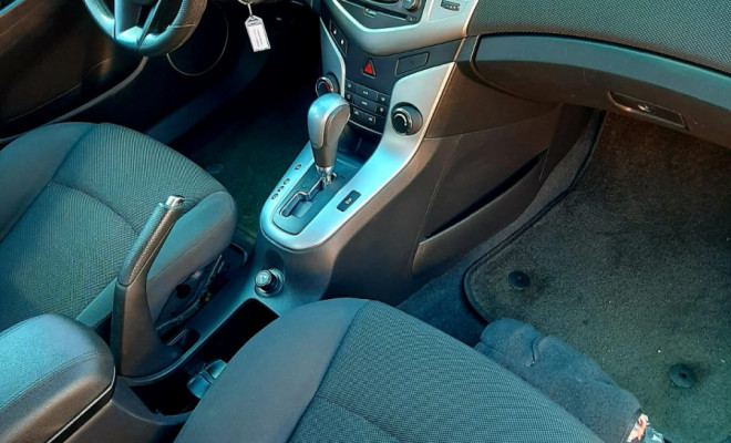 GM - Chevrolet CRUZE LT 1.8 16V FlexPower 4p Aut. 2013 Flex-10