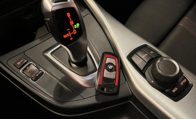 BMW 120iA Sport 2.0 16v ActiveFlex 16V Aut. 2016-10