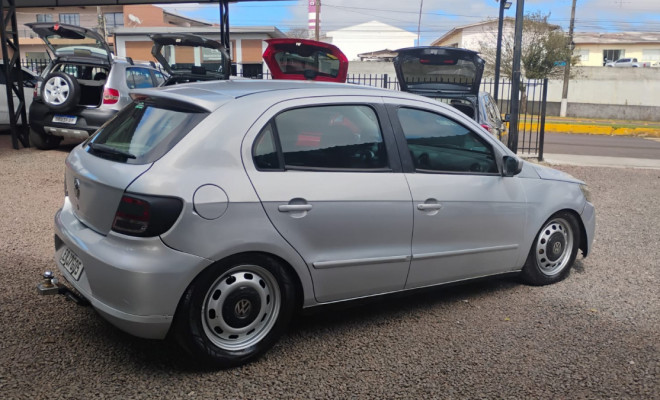 VW - VolksWagen Gol (novo) 1.0 Mi Total Flex 8V 4p 2011 Flex-0