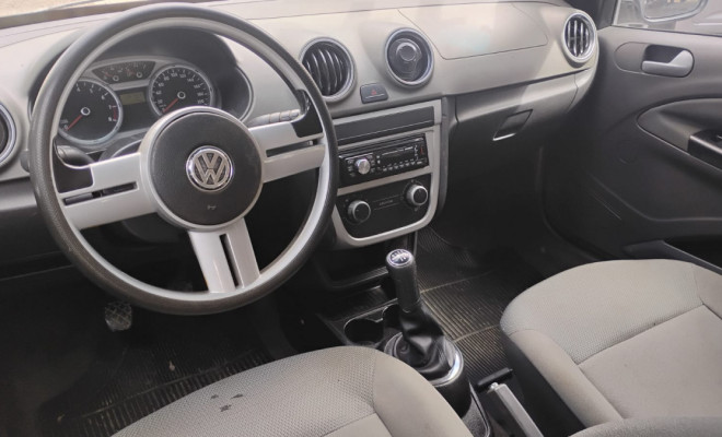 VW - VolksWagen Gol (novo) 1.0 Mi Total Flex 8V 4p 2011 Flex-4