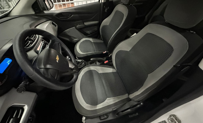 GM - Chevrolet ONIX HATCH LS 1.0 8V FlexPower 5p Mec. 2015 Flex-5