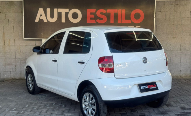 VW - VolksWagen Fox Plus 1.6Mi/ 1.6Mi Total Flex 8V 4p 2005 Flex-2