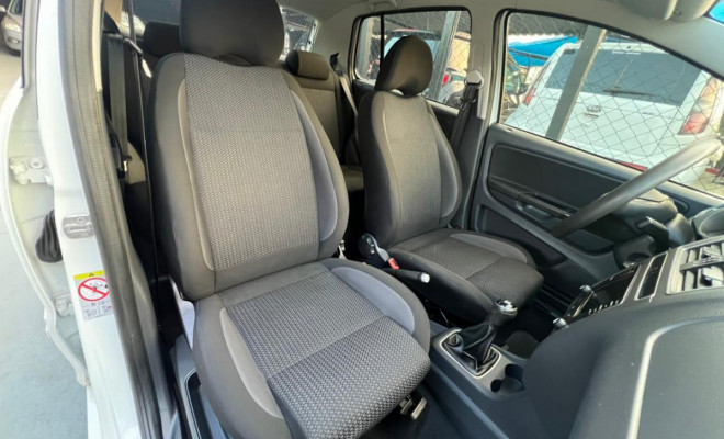 VW - VolksWagen Fox Connect 1.6 Flex 8V 5p 2019 Flex-9