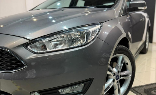 Ford Focus 1.6 S/SE/SE Plus Flex 8V/16V  5p 2018 Flex-12