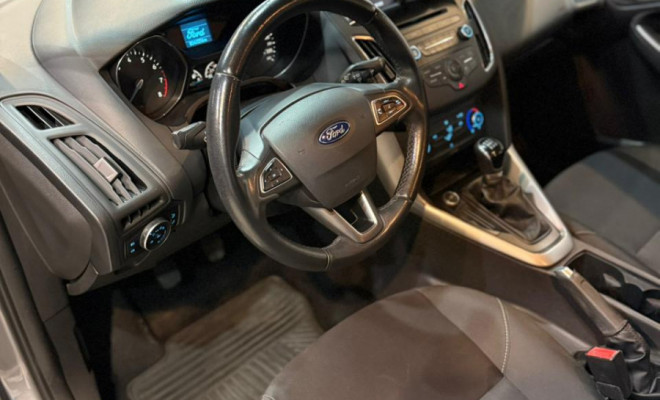 Ford Focus 1.6 S/SE/SE Plus Flex 8V/16V  5p 2018 Flex-4