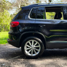 VW - VolksWagen TIGUAN 2.0 TSI 16V 200cv Tiptronic 5p 2014 Gasolina-3