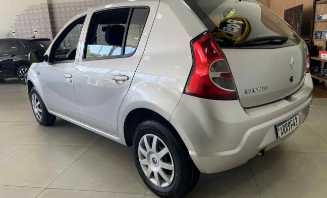 Renault SANDERO Expression Hi-Flex 1.0 16V 5p 2010 Flex-2