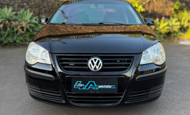 VW - VolksWagen Polo Sedan 1.6 Mi Total Flex 8V 4p 2009 Flex-1