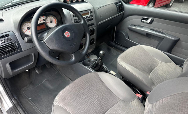 Fiat Strada Adventure1.8/ 1.8 LOCKER Flex CD 2012 Flex-9