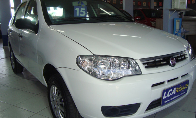 Fiat Palio Celebration 1.0 Fire Flex 8V 4p 2015 Flex