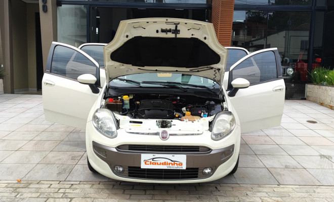 Fiat Punto ESSENCE Dualogic 1.6 Flex 16V 5p 2013 Flex-5