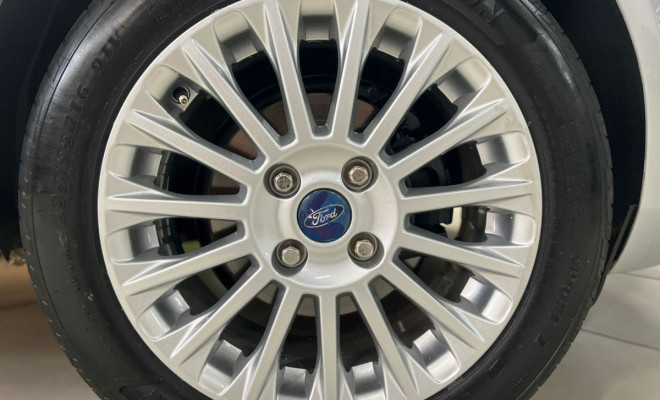 Ford Fiesta TIT./TIT.Plus 1.6 16V Flex Aut. 2014 Flex-11