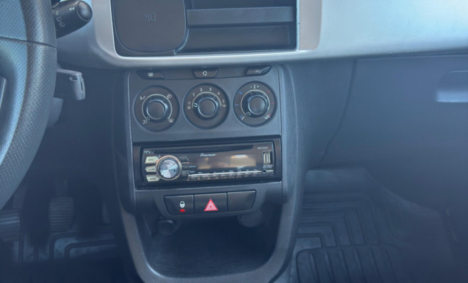 AIRCROSS Start 1.6 Mec. 2018 - A SUV compacta que oferece praticidade e conforto para a sua rotina!-6