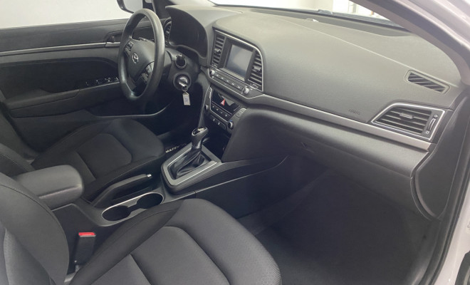 Hyundai Elantra 2.0 GLS Aut 2018-7