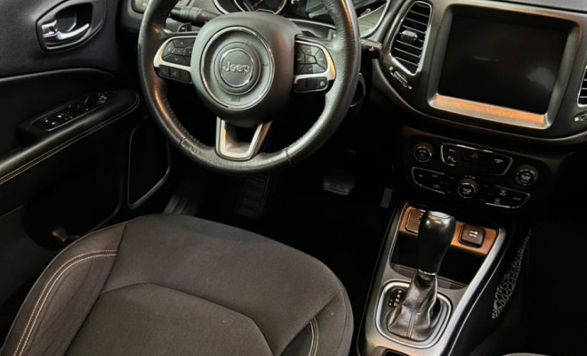 Jeep COMPASS LONGITUDE 2.0 4x2 Flex 16V Aut. 2017 Flex-4