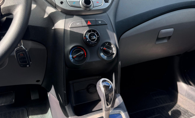 Hyundai HB20 Premium 1.6 Flex 16V Aut. 2014 Flex-12