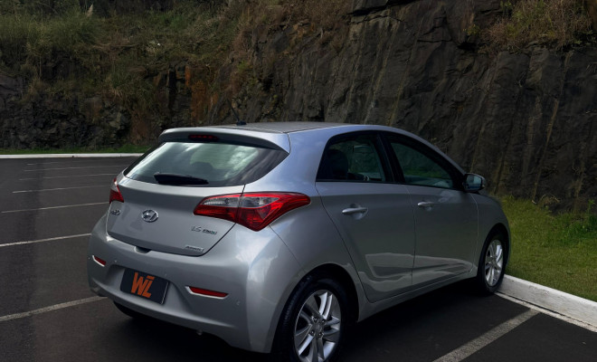 Hyundai HB20 Premium 1.6 Flex 16V Aut. 2014 Flex-2
