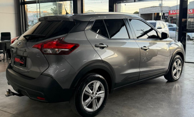 Nissan KICKS S 1.6-1