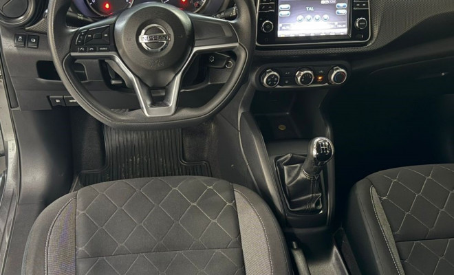 Nissan KICKS S 1.6-3