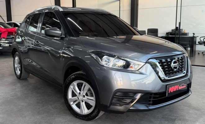 Nissan KICKS S 1.6-0