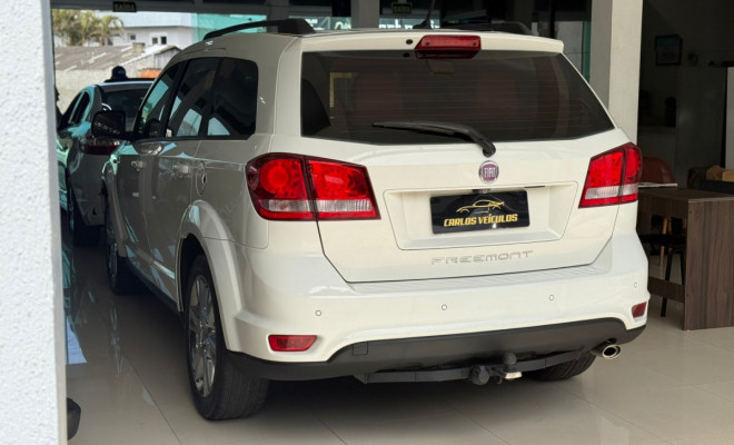 Fiat FREEMONT EMOT./PRECISION 2.4 16V 5p Aut. 2013 Gasolina-6