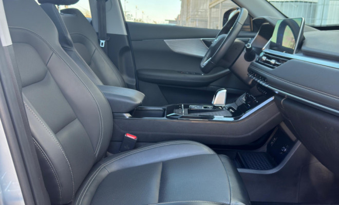 Tiggo 7 Pro 1.6 Turbo Aut. 2023 – A SUV de luxo que redefine tecnologia, desempenho e exclusividade!-8