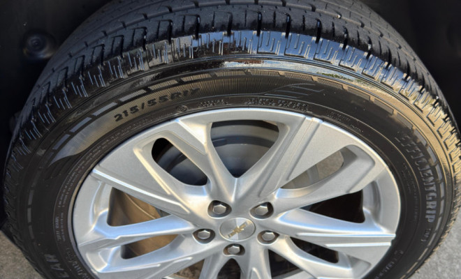 TRACKER LTZ 1.0 Turbo Aut. 2024 – A SUV inteligente e segura que redefine a experiência de dirigir!-3