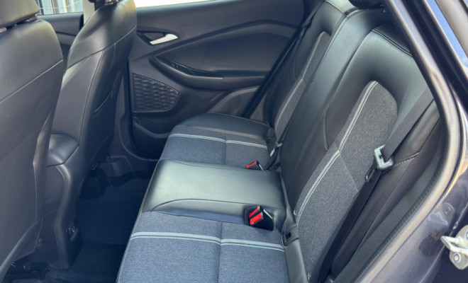 TRACKER LTZ 1.0 Turbo Aut. 2024 – A SUV inteligente e segura que redefine a experiência de dirigir!-8