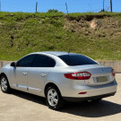 FLUENCE Dynamique 2.0 Aut. 2013 – O sedan sofisticado e completo que oferece conforto e elegância!-12