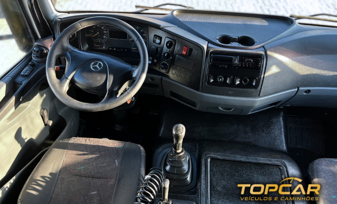 MERCEDES-BENZ Atego 2425 3-Eixos 2p (diesel) 2011 Diesel-8