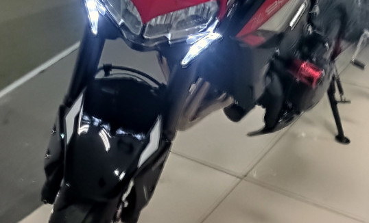 KAWASAKI Z 900 2025 Gasolina-4