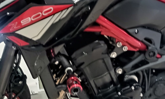 KAWASAKI Z 900 2025 Gasolina-6