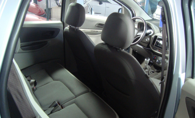 GM - Chevrolet SPIN LT 1.8 8V Econo.Flex 5p Mec. 2013 Flex-6