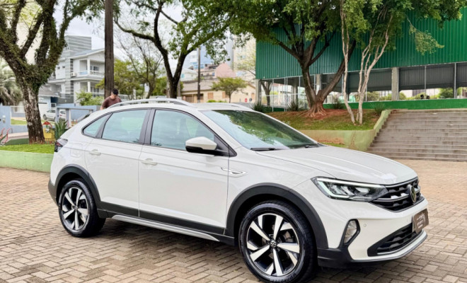 VW - VolksWagen Nivus Highline 1.0 200 TSI Flex Aut. 2022 Flex