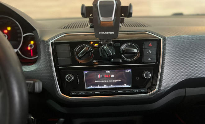 VW - VolksWagen up! Xtreme 1.0 TSI Total Flex 12V 5p 2020 Flex-8