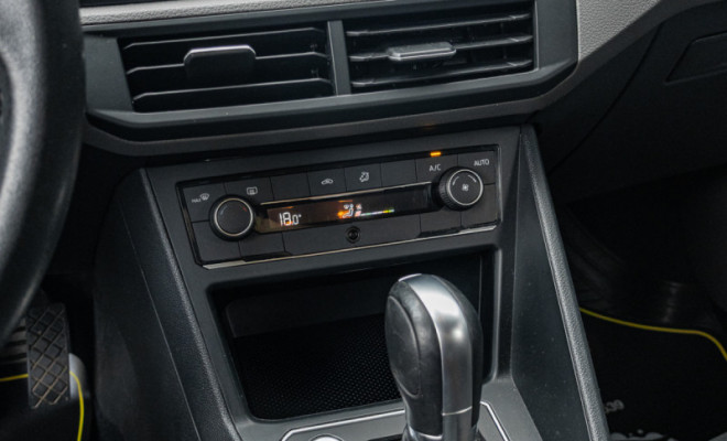 VW - VolksWagen VIRTUS Comfort. 200 TSI 1.0 Flex 12V Aut 2019 Flex-9