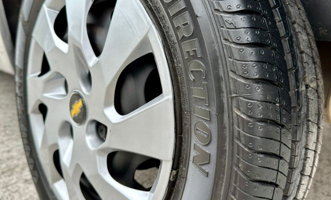 GM Celta LT 1.0 Flex - 2012-6