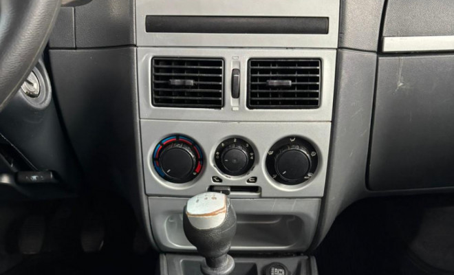 Fiat Siena ELX 1.4 mpi Fire Flex 8V 4p 2009 Flex-10