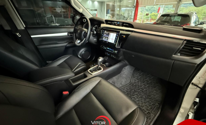 Toyota Hilux CD SRX 4x4 2.8 TDI 16V Diesel Aut. 2021 Diesel-10